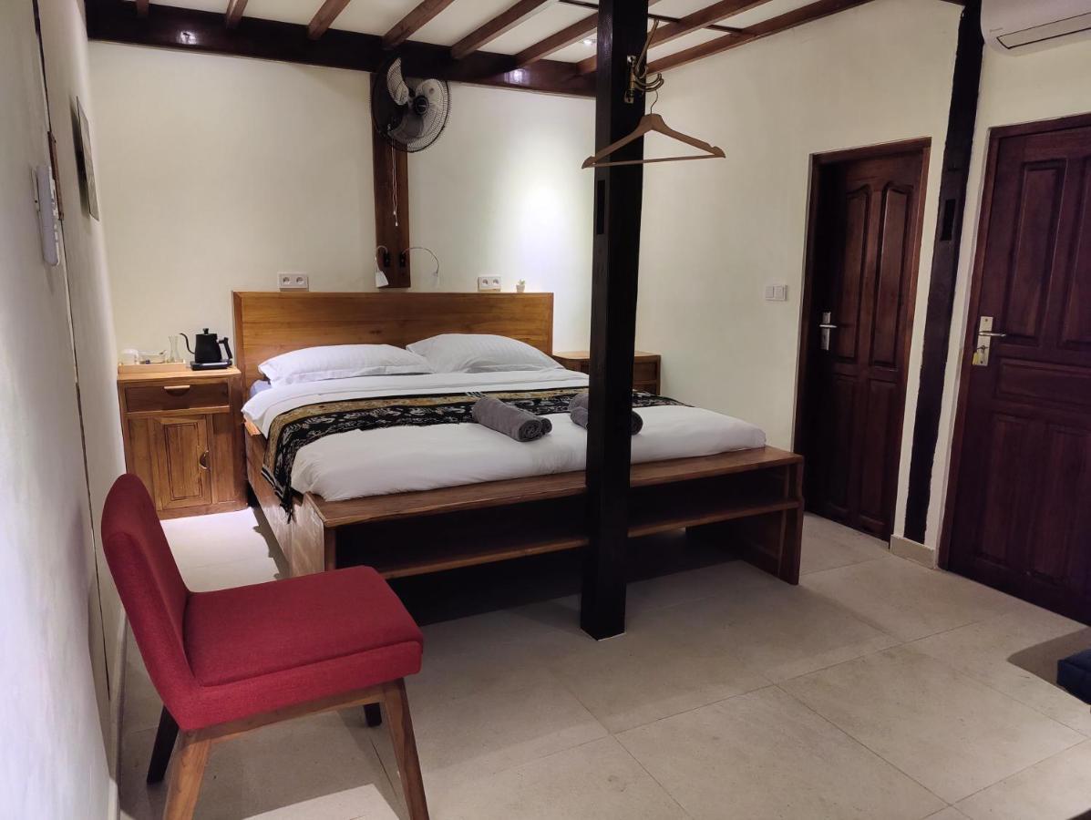 Cool Breeze Authentic Hotel Labuan Bajo Komodo Екстериор снимка