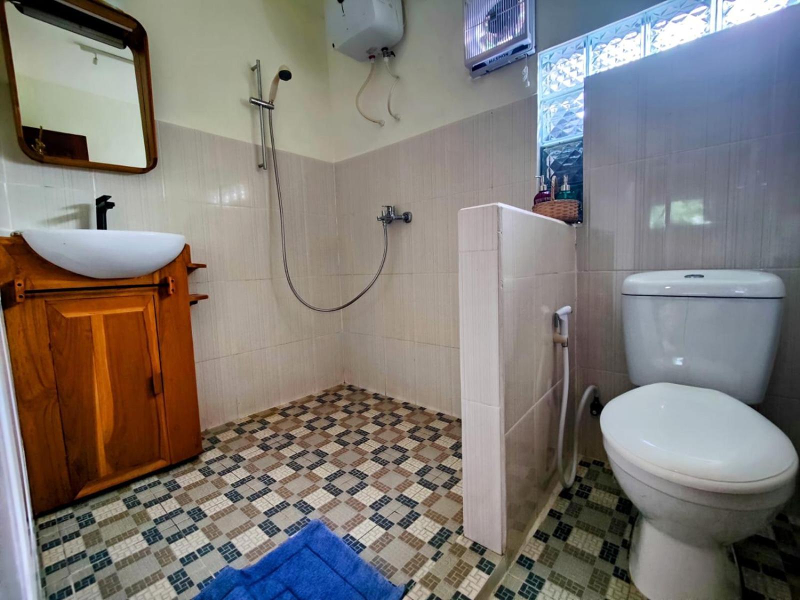 Cool Breeze Authentic Hotel Labuan Bajo Komodo Екстериор снимка