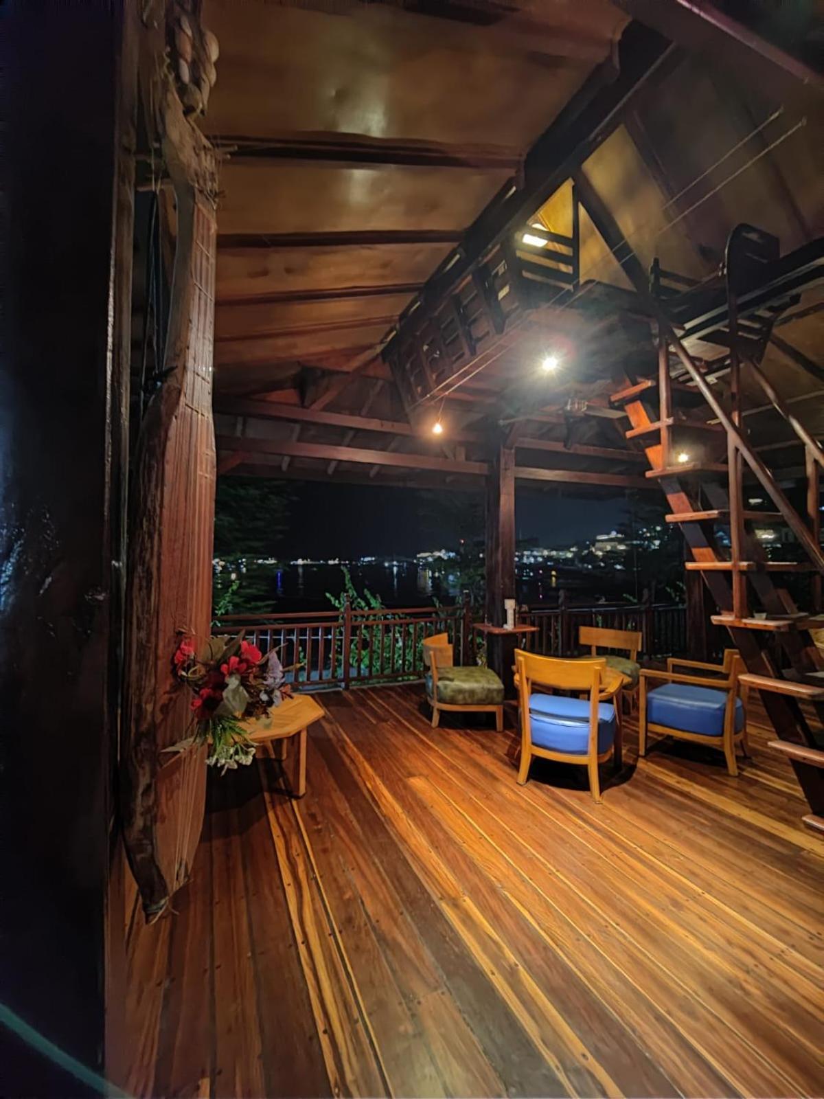 Cool Breeze Authentic Hotel Labuan Bajo Komodo Екстериор снимка